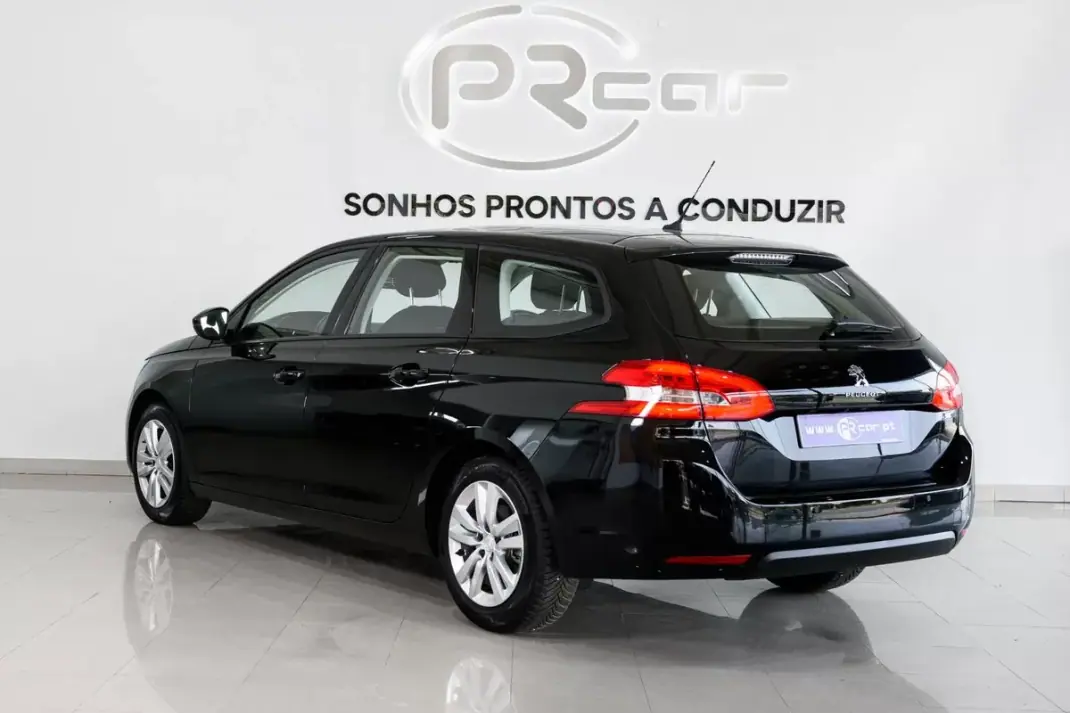 Peugeot 308 SW 2021 - 17750 EUR, 70820 km - 70820km - foto 22 de 26