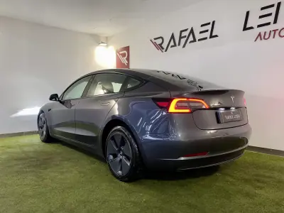 Tesla Model 3 2022 - 29500 EUR, 56000 km - AUTO.MOTO.pt - 56000km - foto 10 de 42