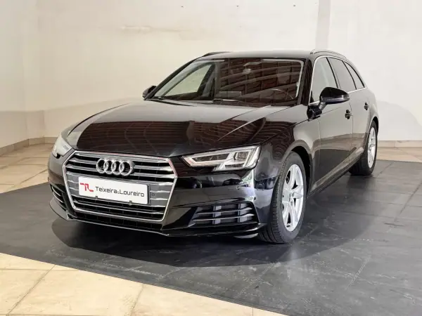 Audi A4 Avant 2.0 TDI Business Line Sport 2015 Diesel — 132 376 km Audi A4 Avant 2015