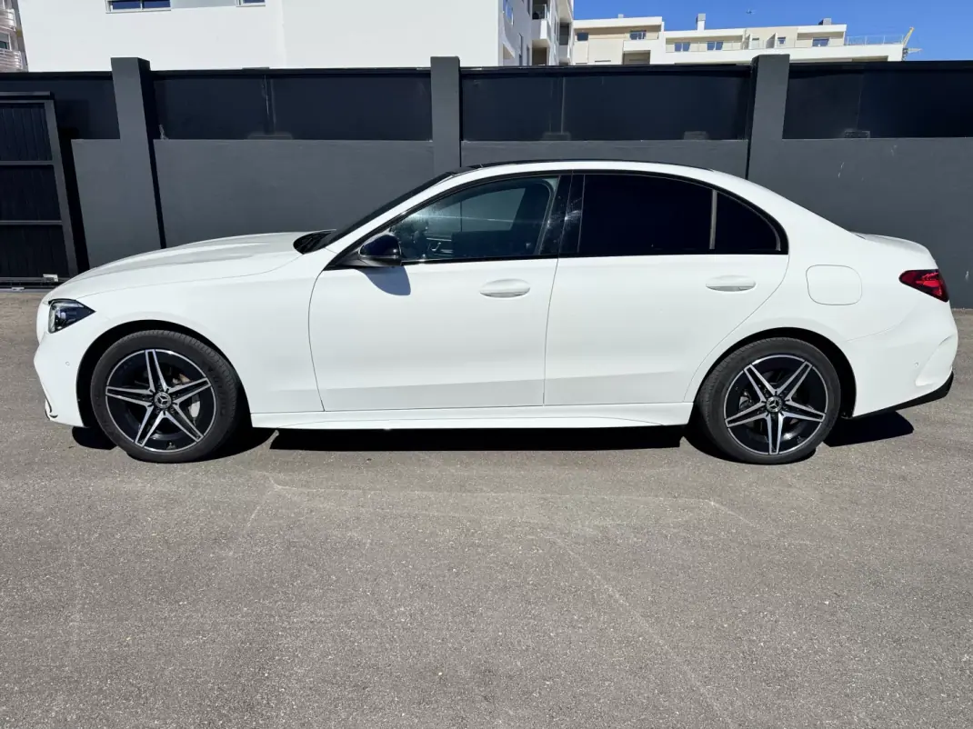 Mercedes-Benz C 300 2023 - 56500 EUR, 32781 km - 32781km - foto 3 de 19