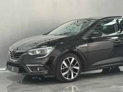 Renault Mégane 2019 - 15990 EUR, 111900 km - 111900km - foto 11 de 28