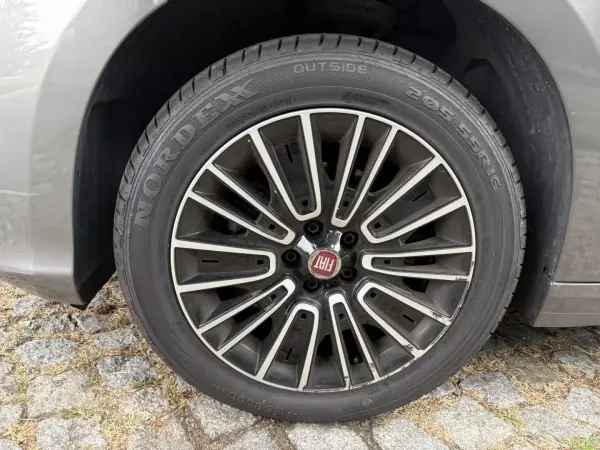 Fiat Tipo 2022 - 13500 EUR, 97634 km - AUTO.MOTO.pt - 97634km - foto 4 de 10