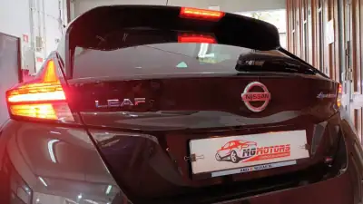 Nissan Leaf 2020 - 20500 EUR, 56131 km - AUTO.MOTO.pt - 56131km - foto 12 de 77