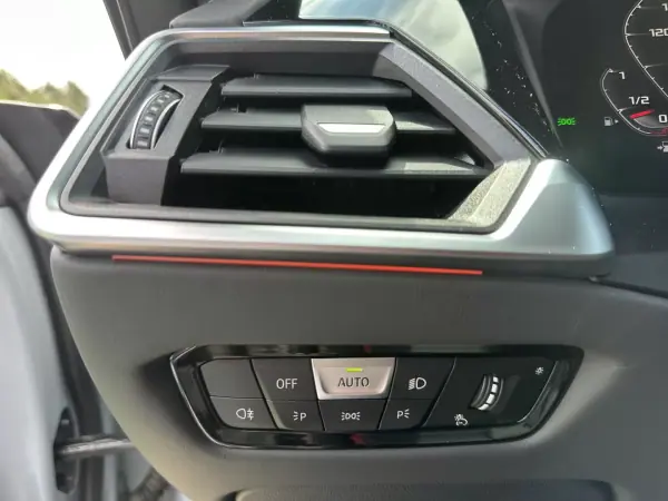 BMW M4 2022 - 190000 EUR, 6500 km - AUTO.MOTO.pt - 6500km - foto 37 de 77