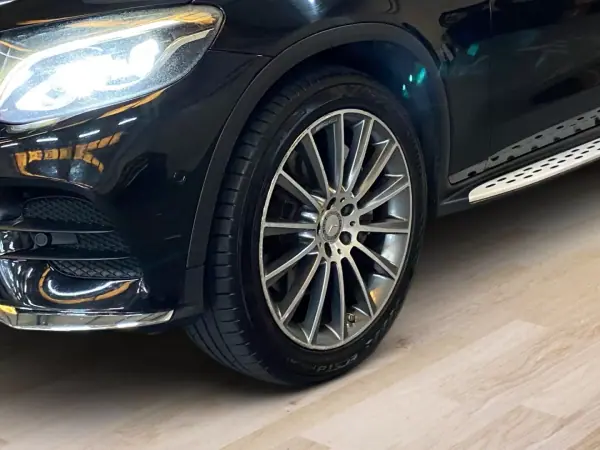 Mercedes-Benz GLC 250 2016 - 25450 EUR, 376930 km - AUTO.MOTO.pt - 376930km - foto 6 de 20