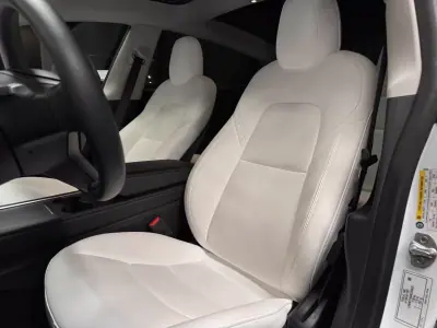 Tesla Model 3 2021 - 28990 EUR, 36500 km - AUTO.MOTO.pt - 36500km - foto 17 de 22