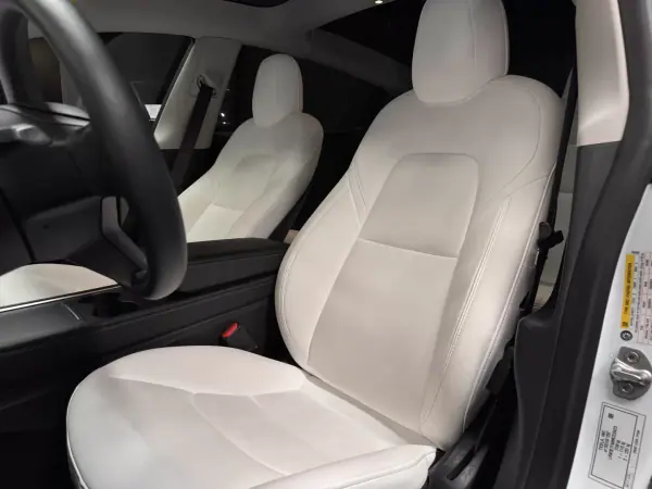 Tesla Model 3 2021 - 28990 EUR, 36500 km - AUTO.MOTO.pt - 36500km - foto 17 de 22