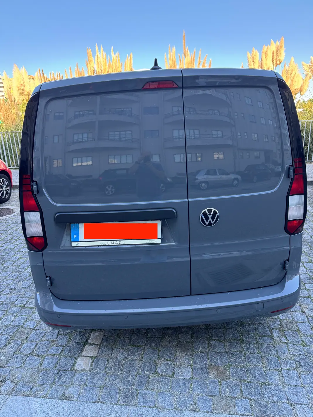 VW CADDY 2.0 TDI EXTRA AC 2024 - 30000 EUR, 47000 km - AUTO.MOTO.pt - 47000km - foto 4 de 17