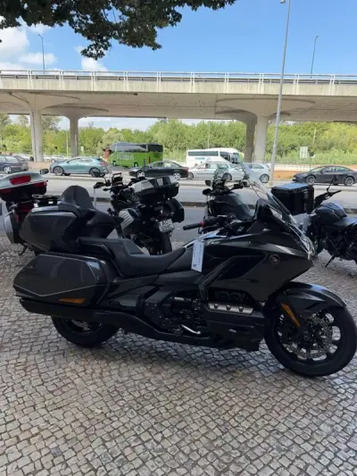 Honda Gold Wing 2024 - 33550 EUR, 21250 km - AUTO.MOTO.pt - 21250km - foto 4 de 8