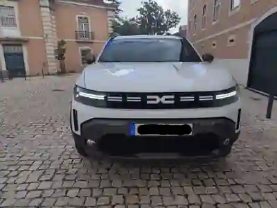Dacia Duster 2026 - 22500 EUR, 5500 km - 5500km - foto 4 de 9