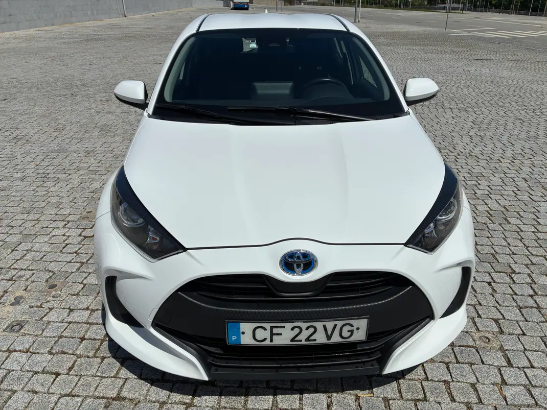 Toyota Yaris 2021 - 19500 EUR, 48750 km - AUTO.MOTO.pt - 48750km - foto 1 de 13