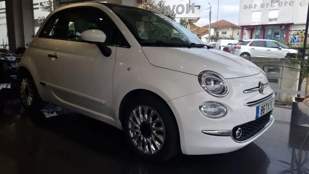 Fiat 500 2018 - 8500 EUR, 124535 km - AUTO.MOTO.pt - 124535km - foto 1 de 23