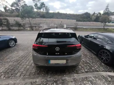 Volkswagen ID.3 2023 - 25890 EUR, 14500 km - AUTO.MOTO.pt - 14500km - foto 5 de 18