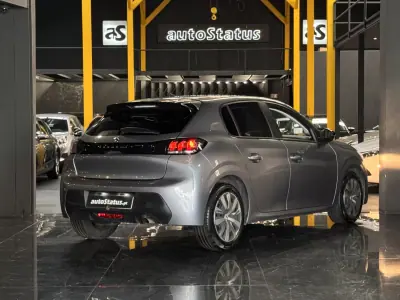 Peugeot 208 2023 - 14990 EUR, 87800 km - AUTO.MOTO.pt - 87800km - foto 13 de 30