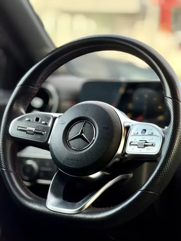 Mercedes-Benz A 180 2019 - 27950 EUR, 79000 km - AUTO.MOTO.pt - 79000km - foto 32 de 32