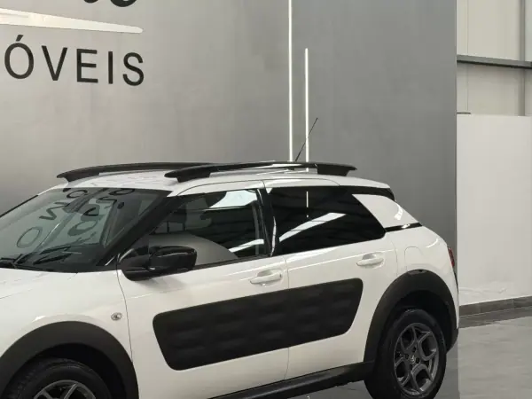 Citroën C4 Cactus 2017 - 13990 EUR, 163000 km - 163000km - foto 10 de 24