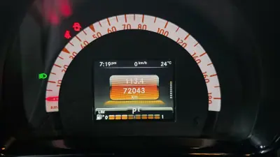Smart ForTwo Coupé 2018 - 14990 EUR, 72000 km - AUTO.MOTO.pt - 72000km - foto 17 de 37