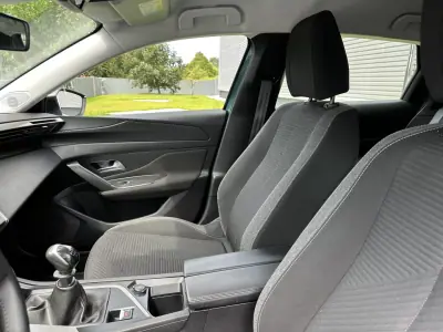 Peugeot 308 SW 2022 - 15500 EUR, 200000 km - AUTO.MOTO.pt - 200000km - foto 31 de 60
