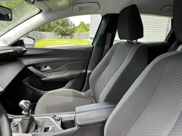 Peugeot 308 SW 2022 - 15500 EUR, 200000 km - AUTO.MOTO.pt - 200000km - foto 31 de 60