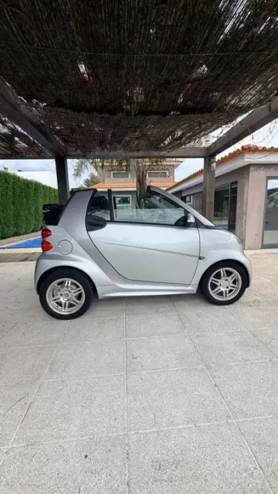 Smart Fortwo Cabrio 2013 - 7999 EUR, 113669 km - AUTO.MOTO.pt - 113669km - foto 7 de 25