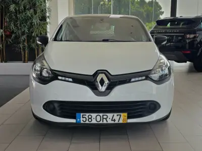 Renault Clio 1.5 Dci Van 2014 - 5750 EUR, 192158 km - AUTO.MOTO.pt - 192158km - foto 2 de 15