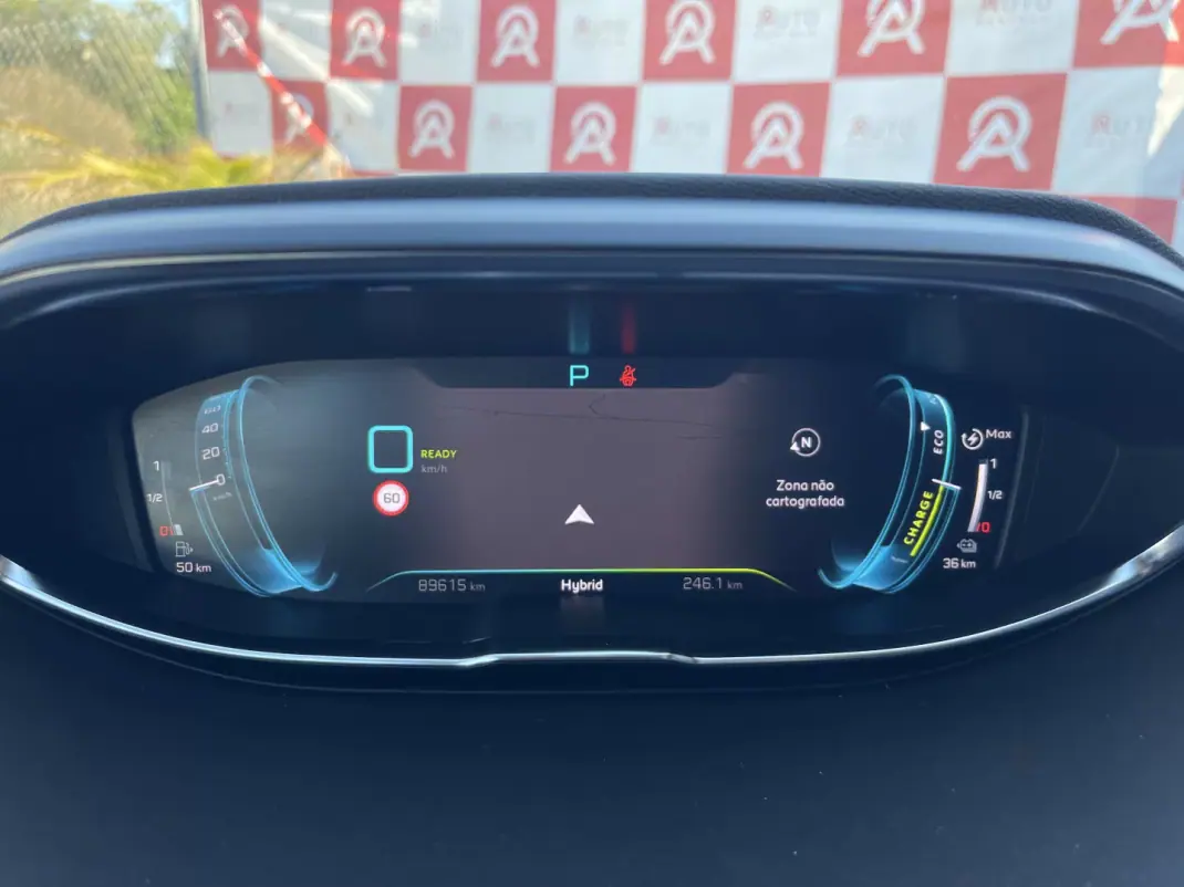 Peugeot 3008 2021 - 23990 EUR, 89615 km - AUTO.MOTO.pt - 89615km - foto 24 de 28