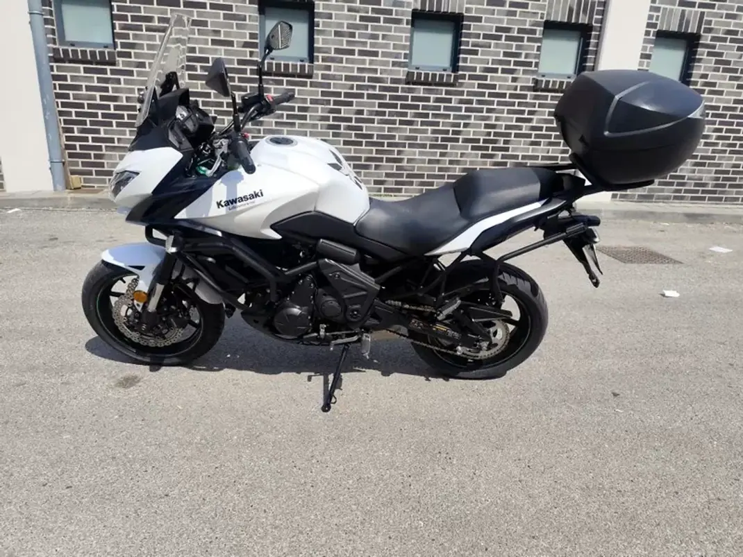 Kawasaki Versys 2019 - 5980 EUR, 70000 km - AUTO.MOTO.pt - 70000km - foto 10 de 24