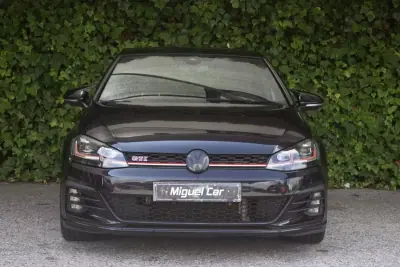 Volkswagen Golf 2019 - 24500 EUR, 114000 km - AUTO.MOTO.pt - 114000km - foto 2 de 17