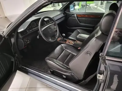 Mercedes-Benz E 220 1995 - 20500 EUR, 210000 km - 210000km - foto 24 de 46