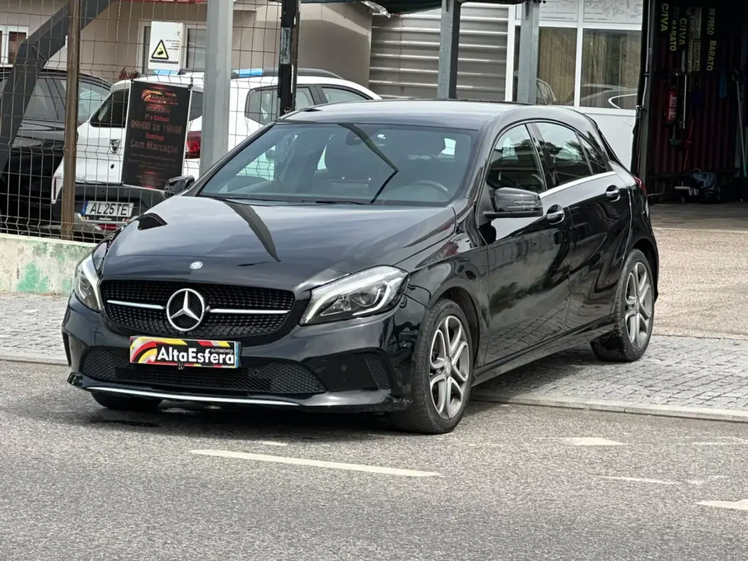 Mercedes-Benz A 180 2017 - 18900 EUR, 134826 km - 134826km - foto 10 de 30