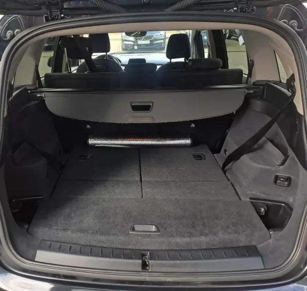BMW 216 Gran Tourer 2019 - 16500 EUR, 100000 km - AUTO.MOTO.pt - 100000km - foto 22 de 27