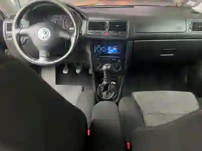 Volkswagen Golf 1999 — foto 6 de 8