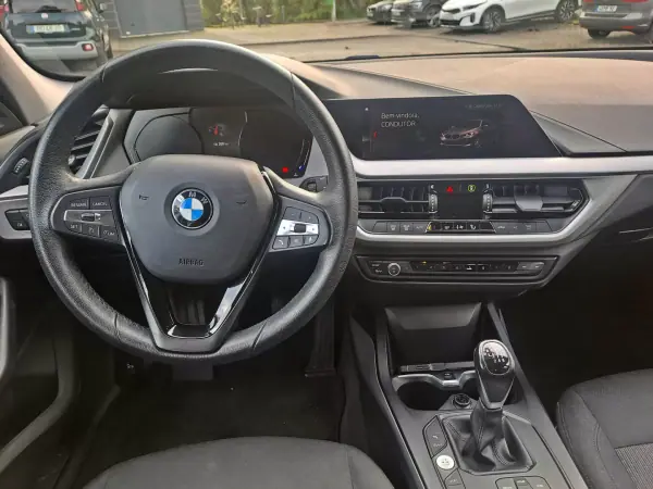 BMW 116 2021 - 18000 EUR, 129000 km - AUTO.MOTO.pt - 129000km - foto 12 de 24