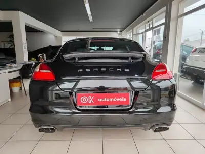 Porsche Panamera 2011 - 37500 EUR, 129500 km - AUTO.MOTO.pt - 129500km - foto 9 de 38
