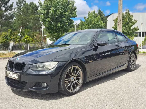 BMW 320 2008 - 13750 EUR, 258755 km - AUTO.MOTO.pt - 258755km - foto 5 de 35