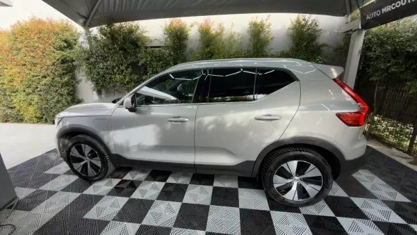 Volvo XC 40 2023 - 31500 EUR, 82000 km - AUTO.MOTO.pt - 82000km - foto 4 de 24