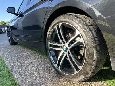 BMW 320 2017 - 14900 EUR, 260000 km - AUTO.MOTO.pt - 260000km - foto 21 de 65
