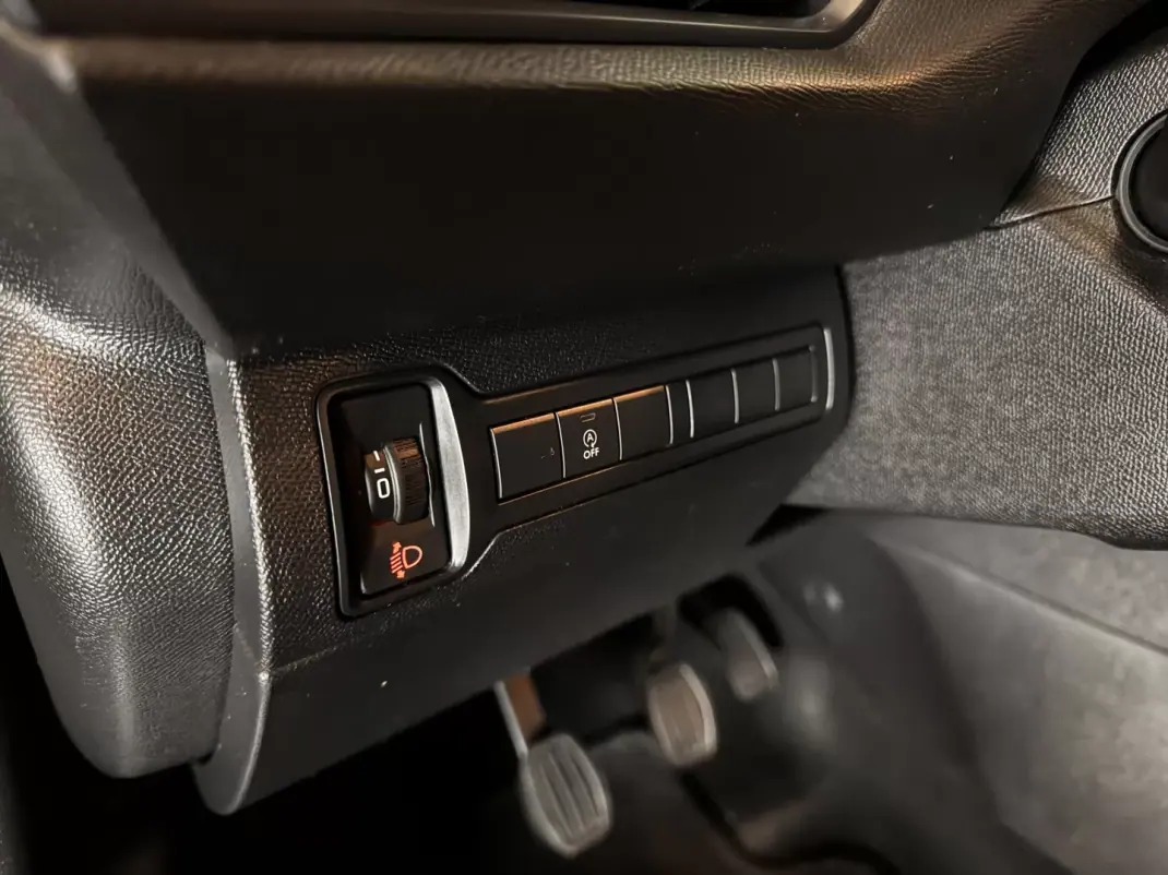 Peugeot 308 SW 2020 - 13490 EUR, 122100 km - AUTO.MOTO.pt - 122100km - foto 20 de 34