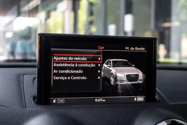Audi A3 2014 - 12890 EUR, 182486 km - AUTO.MOTO.pt - 182486km - foto 27 de 30