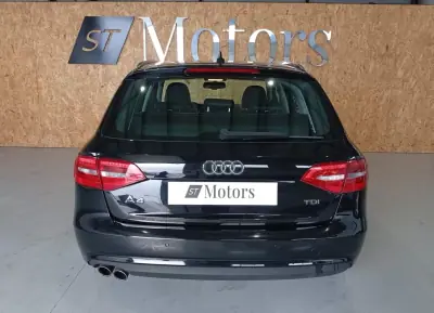 Audi A4 Avant 2015 - 14950 EUR, 236000 km - AUTO.MOTO.pt - 236000km - foto 7 de 18