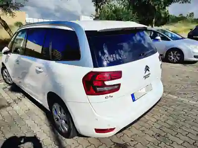 Citroën C4 Grand Picasso 2018 - 10890 EUR, 217500 km - AUTO.MOTO.pt - 217500km - foto 19 de 22