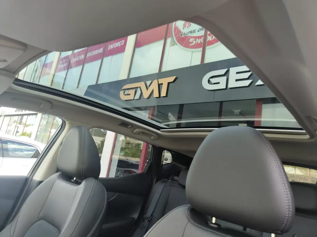 Nissan Qashqai 2018 - 17490 EUR, 49536 km - AUTO.MOTO.pt - 49536km - foto 9 de 22