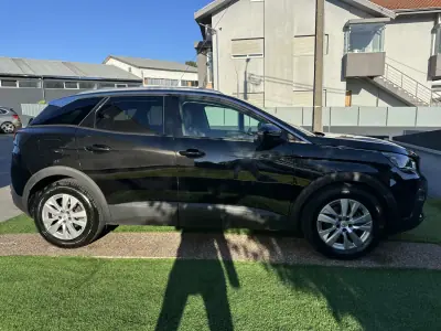 Peugeot 3008 2019 - 14900 EUR, 190000 km - 190000km - foto 16 de 64