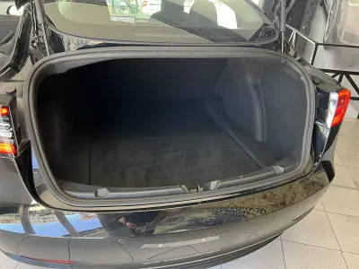 Tesla Model 3 2020 - 29800 EUR, 96238 km - AUTO.MOTO.pt - 96238km - foto 19 de 19