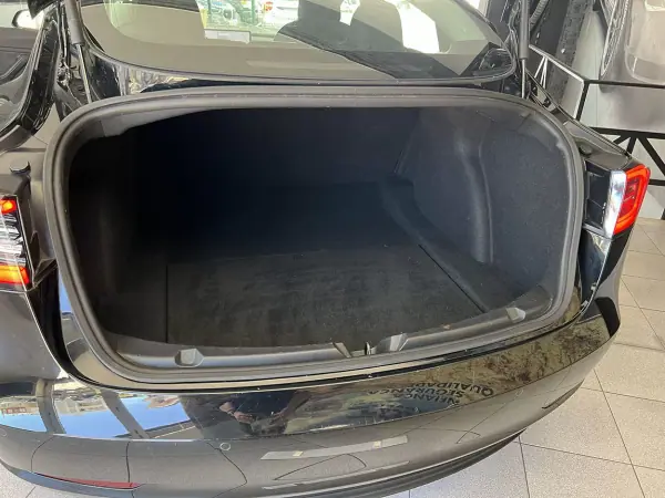 Tesla Model 3 2020 - 29800 EUR, 96238 km - AUTO.MOTO.pt - 96238km - foto 19 de 19
