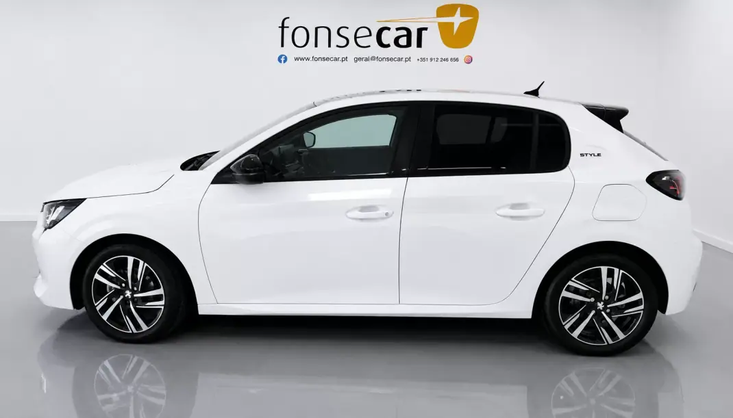 Peugeot 208 2023 - 14990 EUR, 33628 km - AUTO.MOTO.pt - 33628km - foto 2 de 16