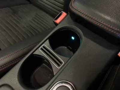 Mercedes-Benz CLA 45 AMG 2019 - 39990 EUR, 95000 km - AUTO.MOTO.pt - 95000km - foto 47 de 57