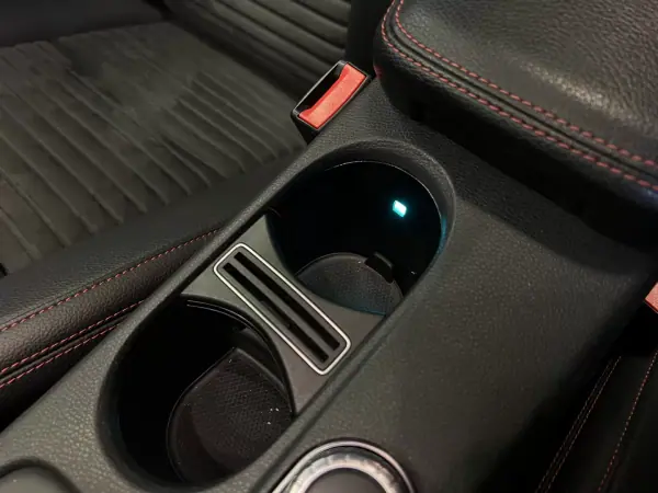 Mercedes-Benz CLA 45 AMG 2019 - 39990 EUR, 95000 km - AUTO.MOTO.pt - 95000km - foto 47 de 57