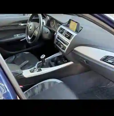 BMW 118 2016 - 15900 EUR, 60000 km - AUTO.MOTO.pt - 60000km - foto 6 de 8