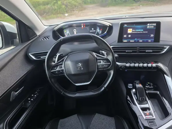 Peugeot 5008 2018 - 17750 EUR, 125000 km - AUTO.MOTO.pt - 125000km - foto 29 de 36